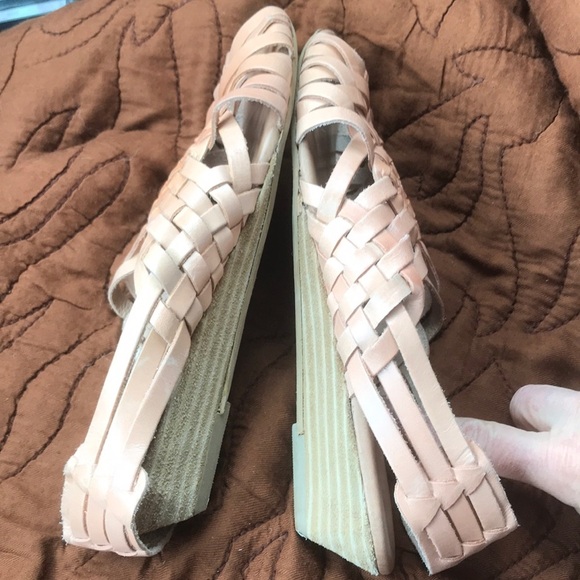 New 7 Celano Huarache sandal Anthropologie - Picture 5 of 8